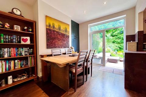 14 Bury Road, Radcliffe, Manchester, M26 2UU