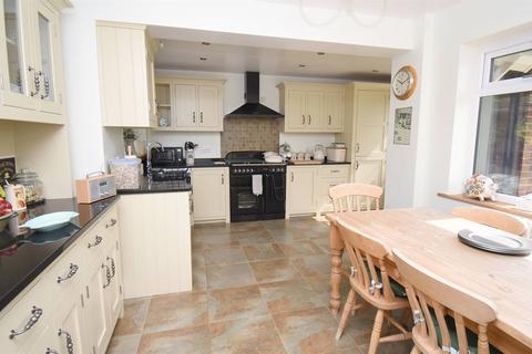 4 bedroom detached bungalow for sale, Chestfield Road, Chestfield, Whitstable