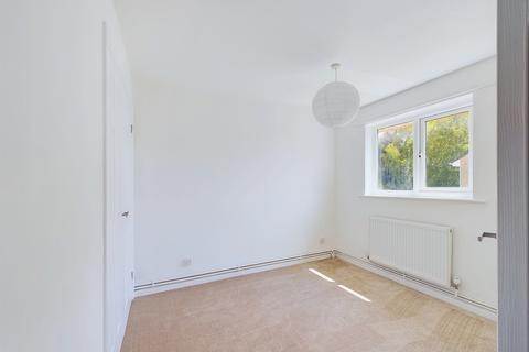 3 Chestnut Close, Tetbury, GL8 8LH