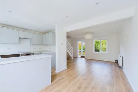 3 Chestnut Close, Tetbury, GL8 8LH