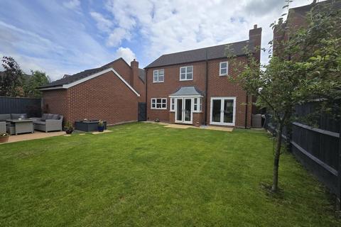 4 bedroom detached house for sale, Sproston Place, Middlewich