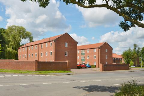 2 bedroom ground floor flat for sale, Forlander Place, Louth LN11 7WA