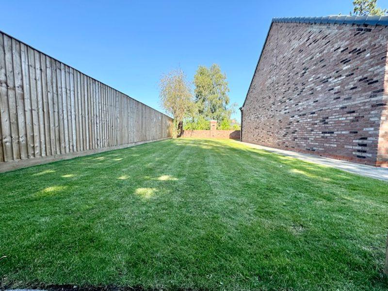 Side garden