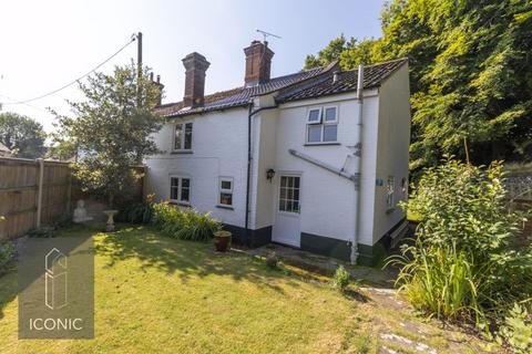 3 bedroom cottage for sale, The Street, Taverham, Norwich