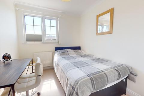 20 Beech Close, Folkestone, CT19 5TB