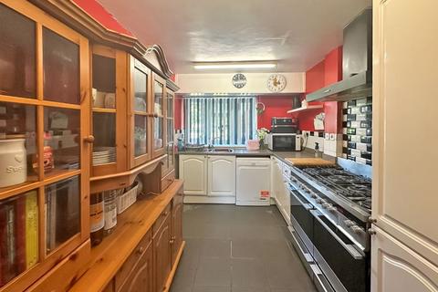 3 bedroom terraced house for sale, Rudge Close, Willenhall