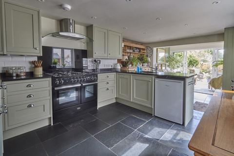 3 bedroom terraced house for sale, Church Road, Lympstone