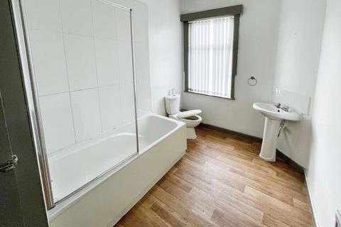 317 Dumers Lane, Radcliffe, Manchester, M26 2QN