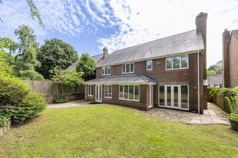 5 bedroom detached house for sale, Higglers Close, Buxted