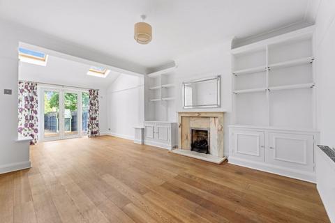 6 bedroom semi-detached house to rent, Highdown, Worcester Park