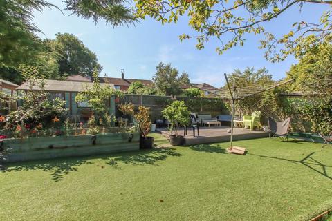 92 Rant Meadow, Hemel Hempstead, HP3 8PQ