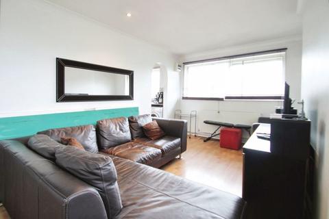 1 bedroom flat for sale, Hazelmere Walk, Northolt