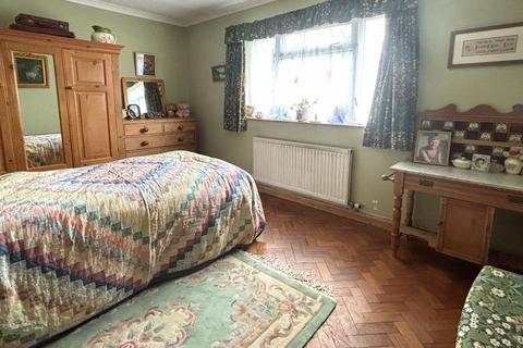 64a Church Road, Longlevens, Gloucester, GL2 0AA