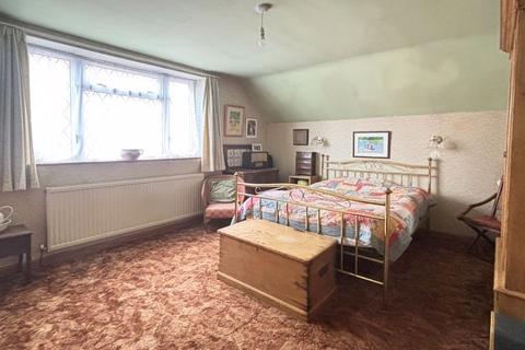 64a Church Road, Longlevens, Gloucester, GL2 0AA