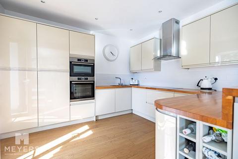 4 bedroom maisonette for sale, St. Albans Crescent, Bournemouth - BH8