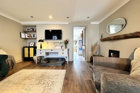 23 Lower Fforest Level, Mountain Ash, CF45 4HP