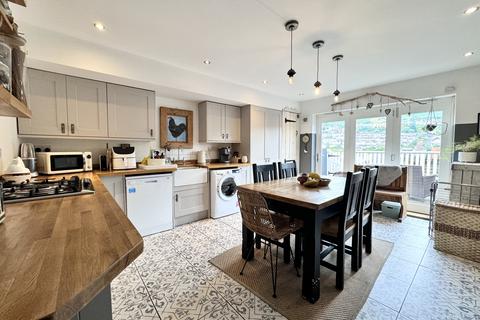 23 Lower Fforest Level, Mountain Ash, CF45 4HP