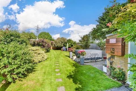 37 Bobbing Hill, Bobbing, Sittingbourne, ME9 8NY