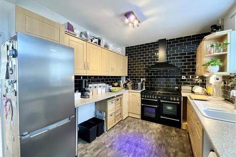 3 bedroom semi-detached house for sale, Prince Of Wales Road, Sheffield, S2 1FE