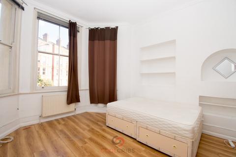 Studio to rent, Broadhurst Gardens, London  NW6