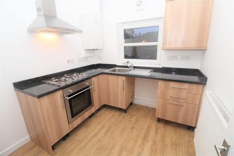 2 bedroom flat to rent, Chepstow Road, Newport NP19