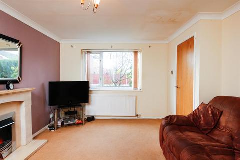 3 bedroom detached house to rent, Harwood Road, Heaton Mersey