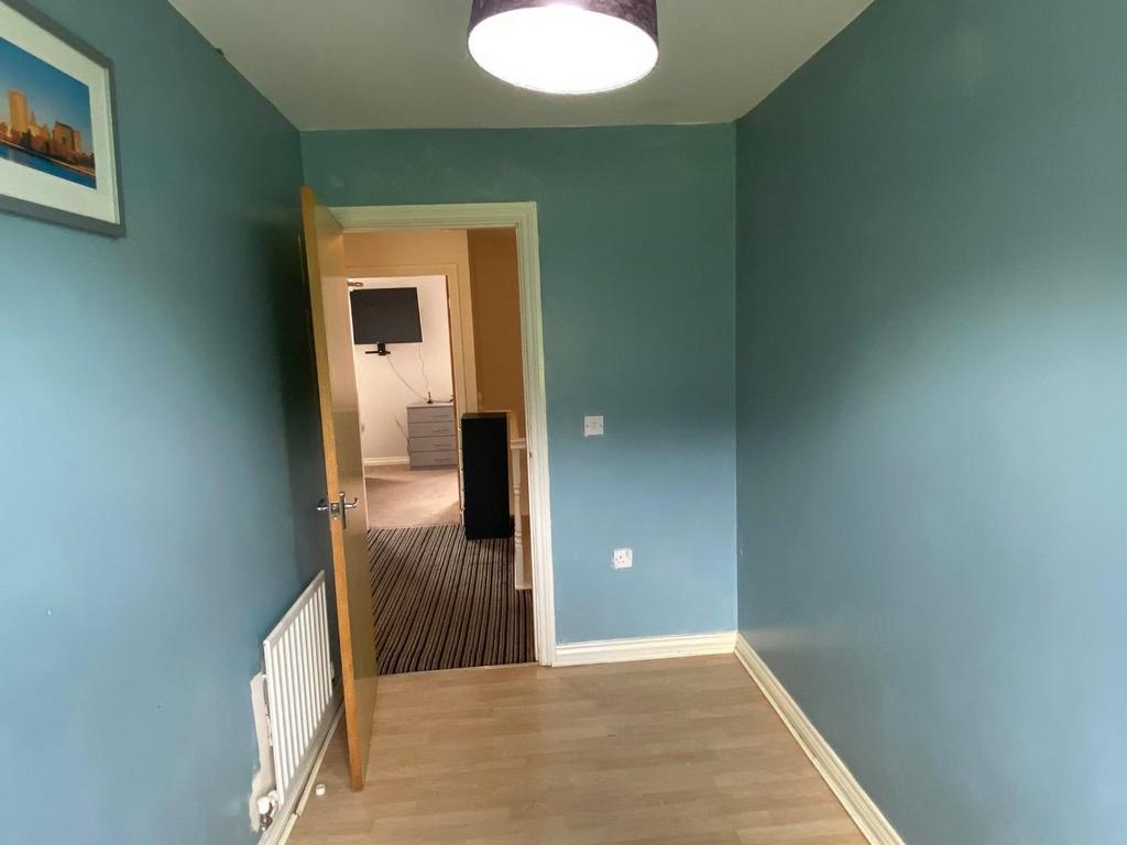 Bedroom 3 1.jpg