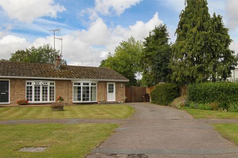 3 bedroom semi-detached bungalow for sale, Priory Mead, Doddinghurst, Brentwood