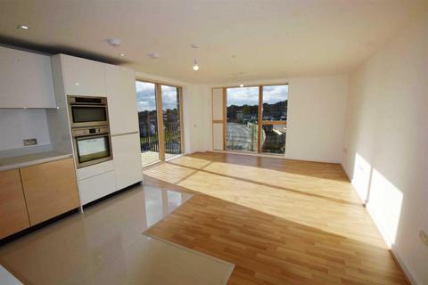 2 bedroom flat to rent, Regiment Hill, Mill Hill