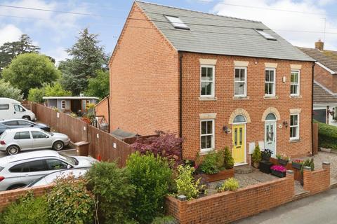 3 bedroom semi-detached house for sale, Cotheridge Lane, Eckington, Pershore