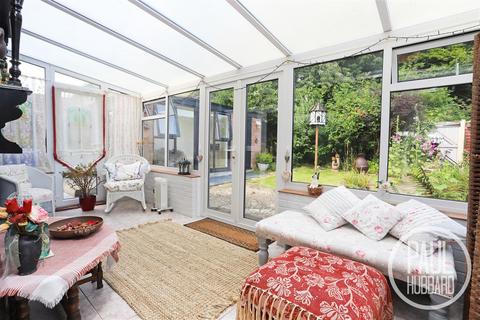 21 Blackberry Way, Lowestoft, NR32 3HF