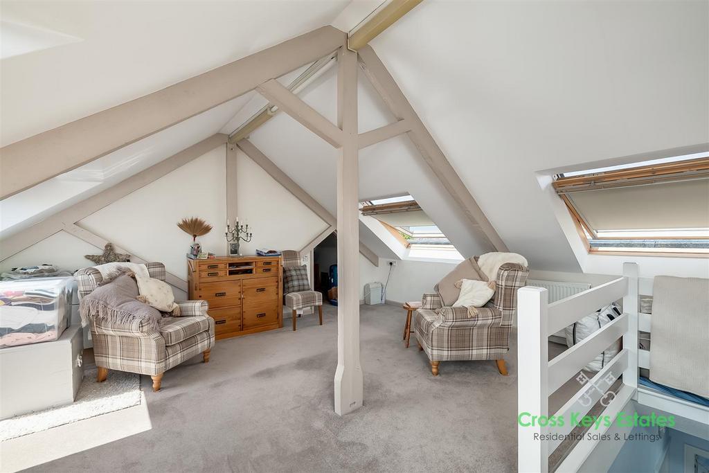 Loft Room 2