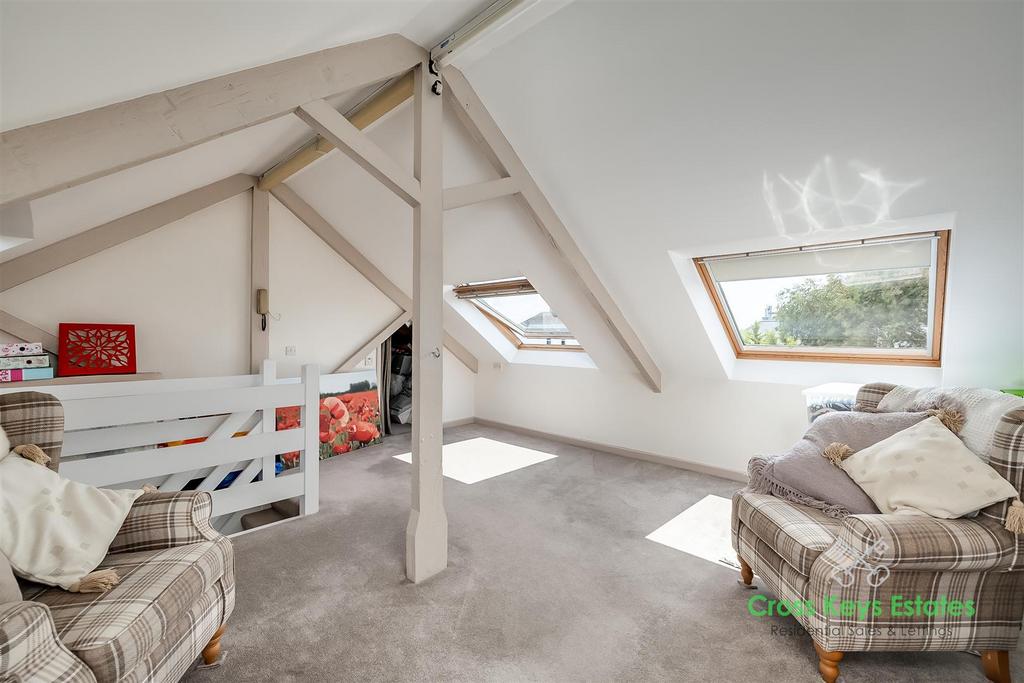 Loft Room 2