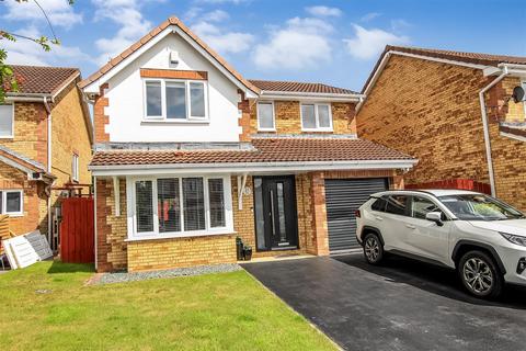 4 bedroom detached house for sale, Eade Close, Newton Aycliffe