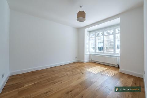 5 bedroom house to rent, Kingsmead Avenue, NW9