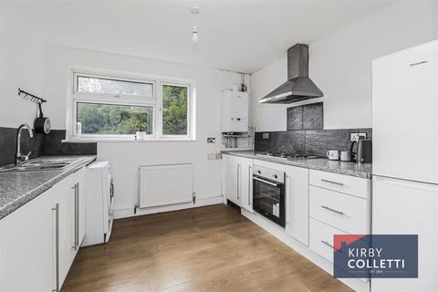 25 Oxford Close, Cheshunt, Waltham Cross, EN8 9QN
