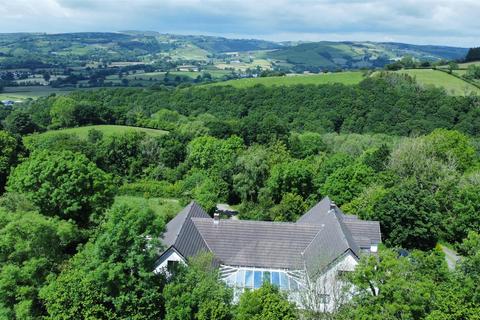 6 bedroom property with land for sale, Abermeurig, Lampeter