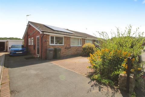 2 bedroom semi-detached bungalow for sale, Oakdale Drive, Bradford BD10