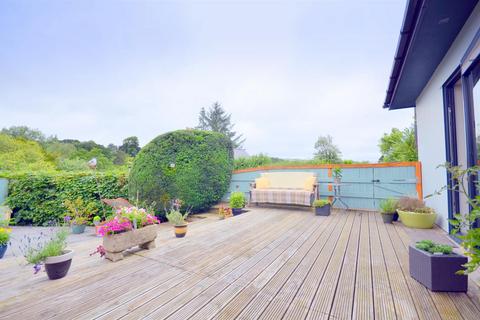 2 bedroom detached bungalow for sale, Reading Room House, Newbridge-On-Wye, Llandrindod Wells