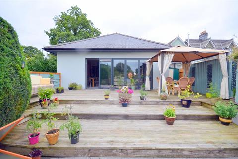 2 bedroom detached bungalow for sale, Reading Room House, Newbridge-On-Wye, Llandrindod Wells