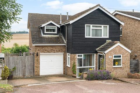 4 bedroom detached house for sale, Valley Road South, Codicote, Hitchin