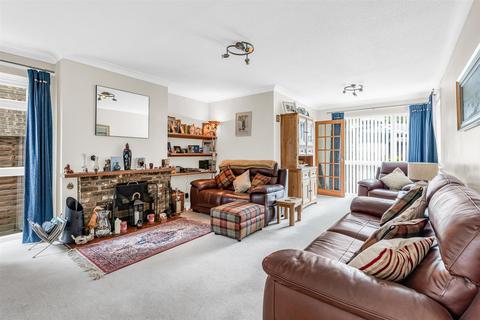 4 bedroom detached house for sale, Valley Road South, Codicote, Hitchin