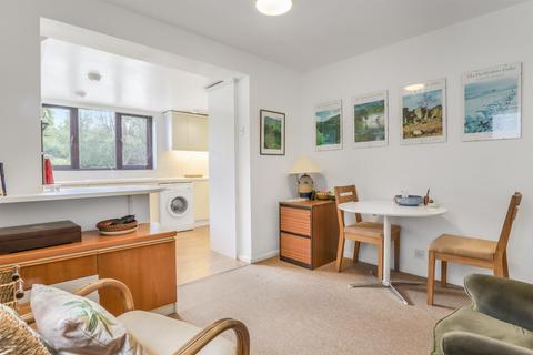 4 Faircroft, Kenilworth, CV8 1JT