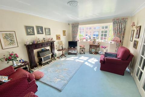 8 Box Tree Mews, Macclesfield, SK11 8QY
