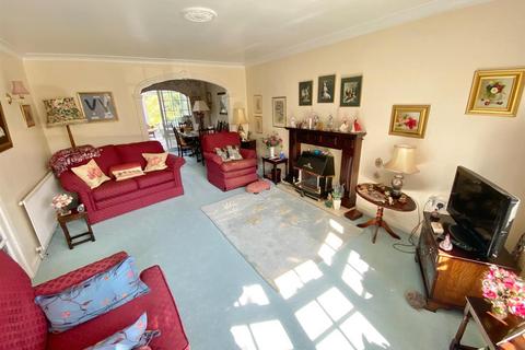 8 Box Tree Mews, Macclesfield, SK11 8QY
