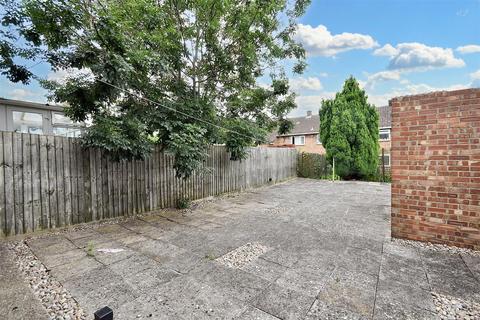 2 bedroom end of terrace house for sale, Romney Road, Corby NN18