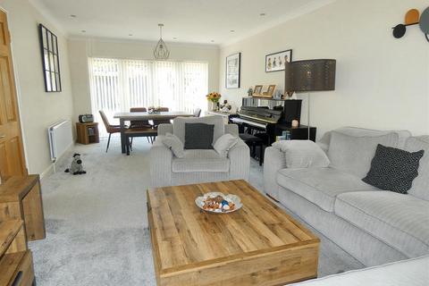 4 bedroom link detached house for sale, Ilmington Drive, Sutton Coldfield