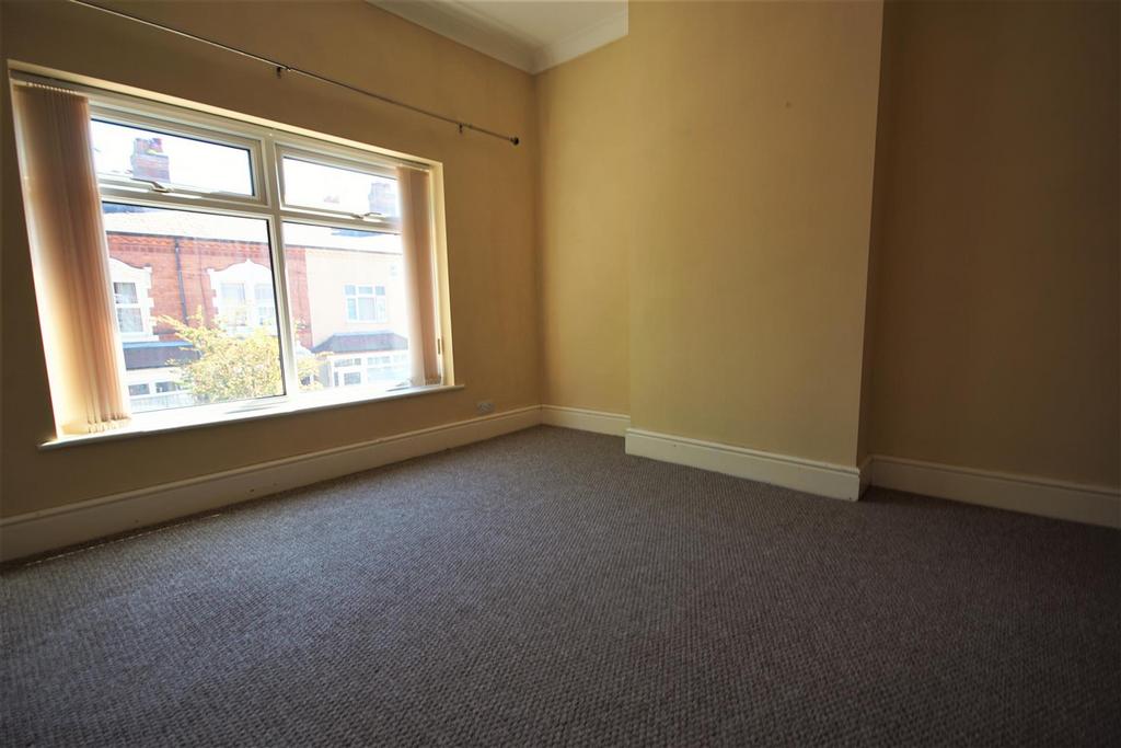 Bedroom 1.JPG
