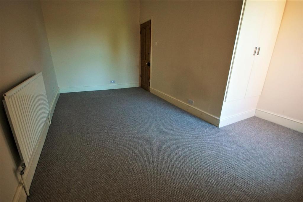 Bedroom 2.JPG