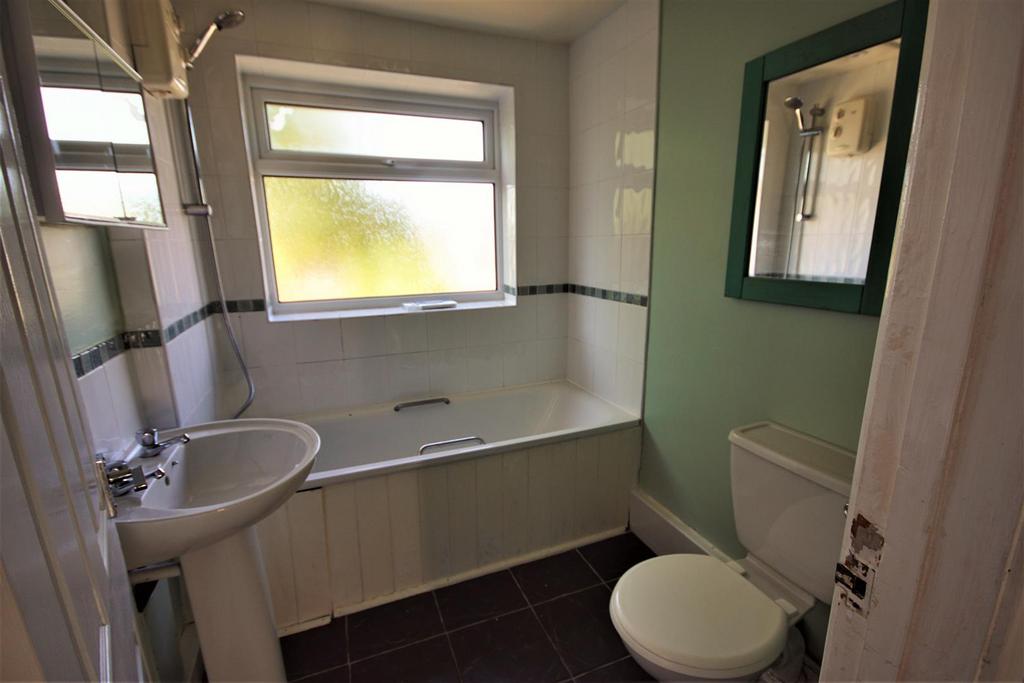 Bathroom.JPG